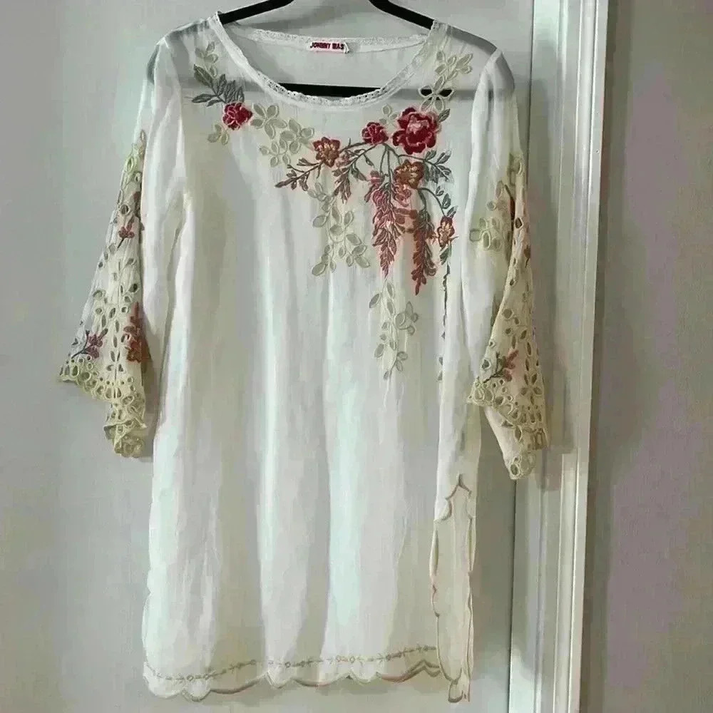 Johnny Was Belina Tunic White Floral Embroidered Top eyelet details - Picture 15 of 16